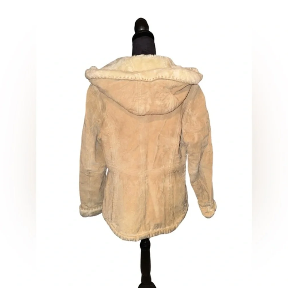 Y2K Sonoma Suede shell -Sherpa interior in beige size Large full zip coat‎